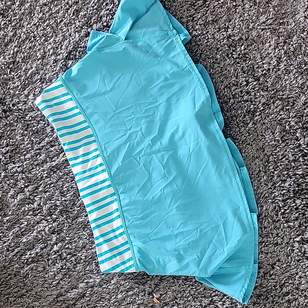 Lululemon Bright blue and white skirt